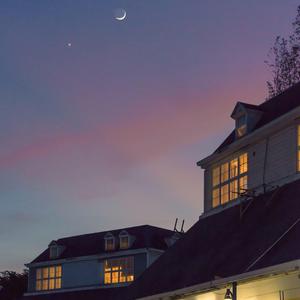 美女直播扒开大腿给你看BB
