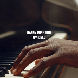 美女直播扒开大腿给你看BB
